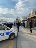 Ankara'da Kavgayi Ayirmaya Çalisan Polise Biçakli Saldiri Haberi