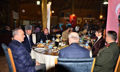 Ardahan'da Sehit Aileleri Ve Gazilere Iftar