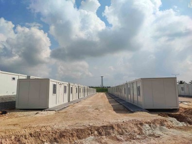 Adana'da 2 Bin Depremzedeye 509 Konteyner