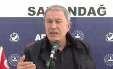 Bakan Akar enkaz kaldırma çalışmalarındaki son durumu açıkladı