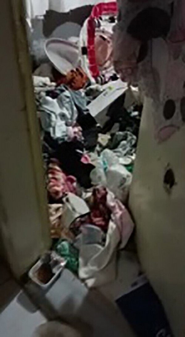Ağlama sesi gelen çöp evden bebek çıktı: Annenin polisteki ifadesi 'pes' dedirtti