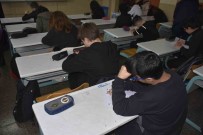 Bursa'da LGS Ve TYT Simülasyonuna 55 Bin Ögrenci Katildi