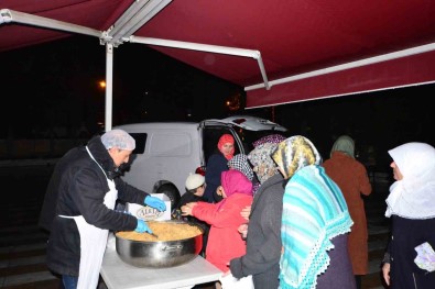 Gediz Depreminin Yil Dönümünde Helva Ikrami