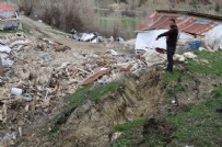 Kahramanmaraş'ta 1,5 metre çöken yol mahalleyi ikiye ayırdı