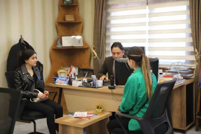 Kayseri Kariyer Merkezi, Bin 500 Kisiye Is Kapisi Oldu