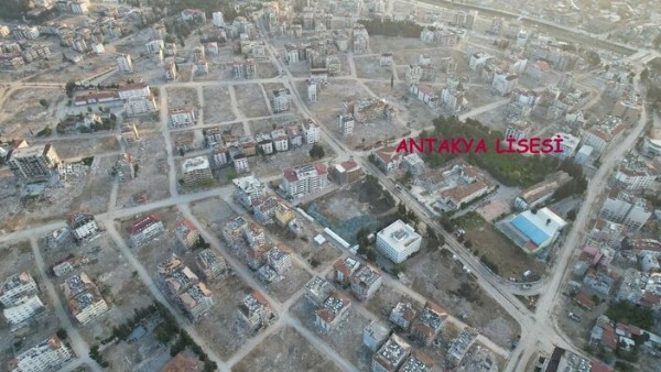 Hatay'da depremin şiddeti bir kez daha ortaya çıktı: Öncesi ve sonrası yıkımın boyutu