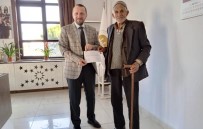 Ihtiyaçlari Için Biriktirdigi 20 Bin TL'yi Depremzedelere Bagisladi