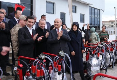 Mardin'de Üreticilere Süt Sagim Makinesi Destegi