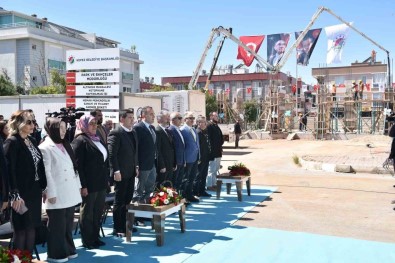 25 Bin Kitap Kapasiteli Altinova Kütüphanesinin Temeli Atildi