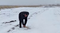 Kar Çiftçiyi Sevindirdi