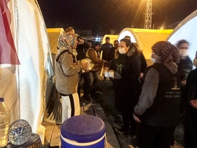 Tepebasi 5 Bin Depremzede Için Sahur Ve Iftar Sofrasi Kuruyor
