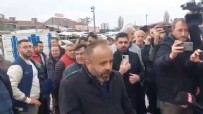 İYİ PARTİ - Saadet Partisi Genel Merkezi önünde Meral Akşener'e tepki gösterildi