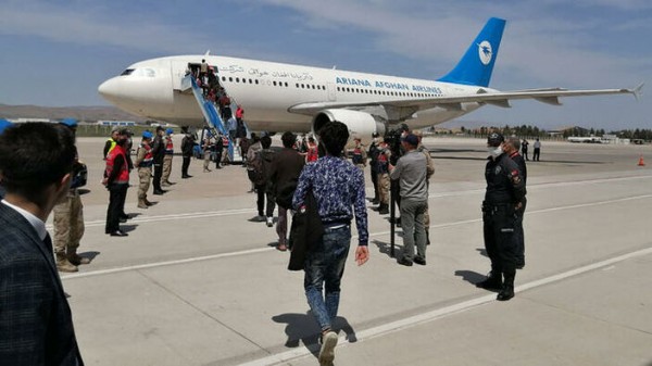 Bir haftada 1510 düzensiz göçmen sınır dışı edildi