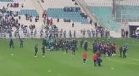 BURSASPOR - Bursaspor - Amedspor maçı öncesinde futbolcular kavga etti