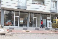 Depreme Dayaniksiz Diye Ceza Kesildi, Depremde Cami Bile Kirilmadi