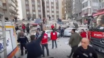  ŞANLIURFA BİNA ÇÖKTÜ - Şanlıurfa'da 6 katlı bina çöktü! Arama-kurtarma çalışmaları sürüyor