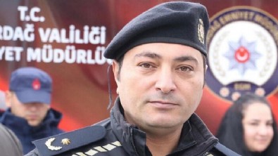 Depremzedelerin yardım malzemelerini evine götüren emniyet müdürü tutuklandı