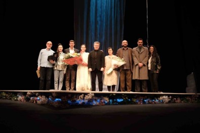 'Kardes Sehir' AVP Sahnesinde