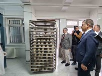 Ögrenciler Günde 5 Bin Ekmek Üretecek