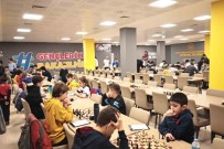 Satrançta Hamleler Muharrem Çamli Anisina Yapildi