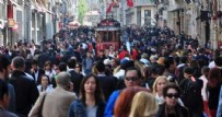  ERKEK - Türkiye'nin yeni nüfusu belli oldu: Kadınlar mı daha fazla erkekler mi?
