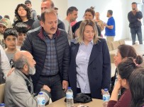 Vali Pehlivan, Depremzedelerle Bulustu