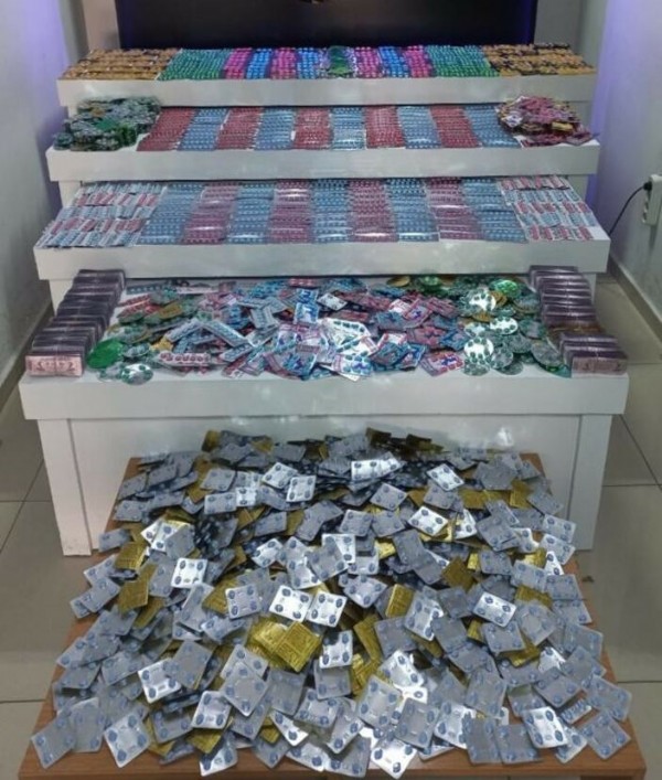 Denizli'de cinsel hap ve tarihi eser kaçakçılığı operasyonu