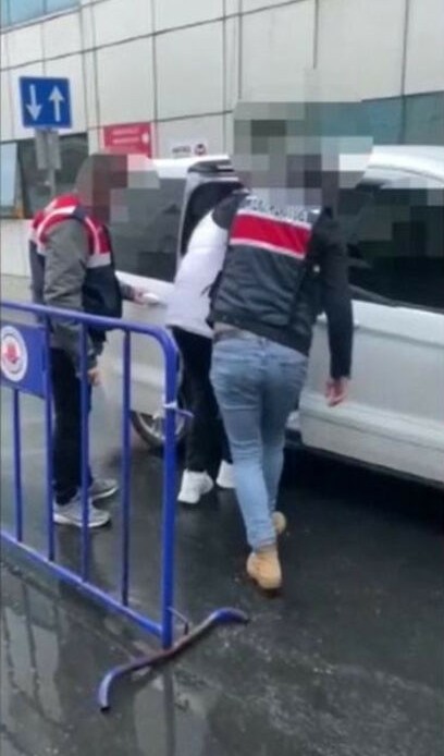 İstanbul'da siber dolandırıcılık operasyonu! Sosyal medya fenomeni yakalandı