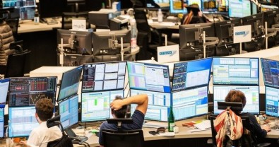 Avrupa borsaları düşüşle açıldı