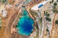  YEŞİLGÖZ - Deprem sonrası Yeşilgöz’ün rengi değişti