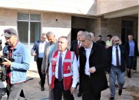 Baskan Böcek Açiklamasi 'Uncali Kent Mezarligi Yenileme Çalismasi Bir Ay Içinde Tamamlanacak'