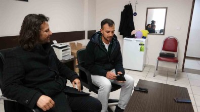 Depremzede Ailenin Aldigi Kiyafette Para Çikti, Tereddüt Etmeden Iade Ettiler