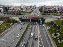 Maltepe'de Betonunda Midye Kabuklari Ve Pasli Demirler Görünen Köprü Havadan Görüntülendi
