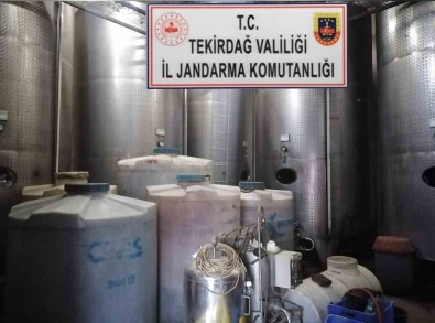 Sarköy'de 52 Ton Kaçak Içki Ele Geçirildi