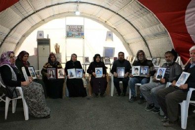 Diyarbakır'da evlat nöbeti bin 284'üncü gününde