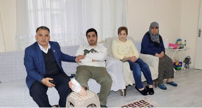 Enkazda gördüğü boşluk ailesinin yaşam çıkışı oldu