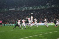 Spor Toto 1. Lig Açiklamasi Sakaryaspor Açiklamasi 0 -  Samsunspor Açiklamasi 1
