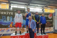 Bursa Büyüksehir Belediyesporlu Boksörlerden Basari