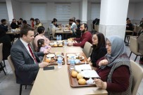 Erzincan'da Depremzedelere Iftar Programi Düzenlendi