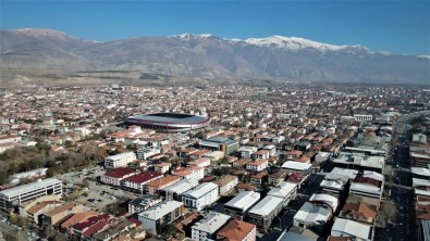 Erzincan'da Subat Ayinda Genel Ticaret Sistemine Göre Ihracat 2 Milyon 368 Bin Dolar, Ithalat 181 Bin Dolar Oldu