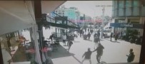 Taksim Meydani'nda Turist Kadina Kapkaç Kamerada Açiklamasi Çay Bardagi Firlatip Çelme Taktilar