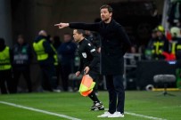 Xabi Alonso Ile Bayer Leverkusen, Kendine Geldi