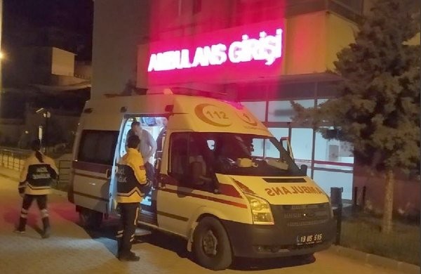 Çorum'da dehşet! Önce muhtarla azasını sonra annesiyle babaannesini vurdu: 6 yaralı