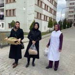 Gediz'de AK Partili Kadinlar Pisirdikleri Yemeklerle Vatandasin Sofrasina Konuk Oluyor