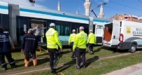 Konya'da tramvayın altında kalan anne hayatını kaybetti, oğlu ağır yaralı