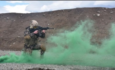 PÖH'ün terör operasyonu tatbikatından kareler