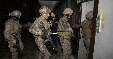 İstanbul'da eş zamanlı operasyon