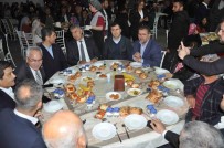 AK Parti'nin Iftar Sofrasi Binlerce Kisiyi Agirladi