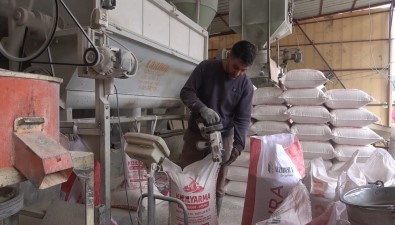 Degirmenini Ambara Tasidi, Un Ve Bulgur Üretimine Geçti Açiklamasi '3-5 Kurus Ekmek Paramiz Çikti'