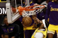 Los Angeles Lakers Ve Atlanta Hawks Play-Off'lara Yükseldi